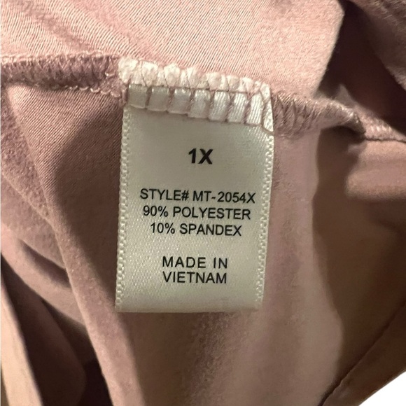 🟣Zenana Outfitters Mauve Long Sleeve V-Neck Top – Size 1X. - Picture 3 of 4